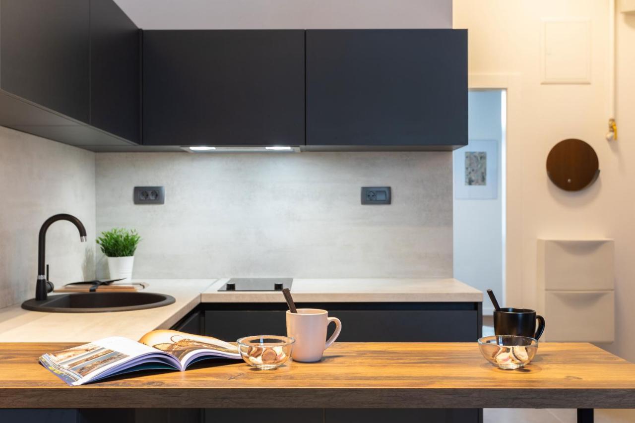 Modern And Design Apartment Near The Main Square Ζάγκρεμπ Εξωτερικό φωτογραφία