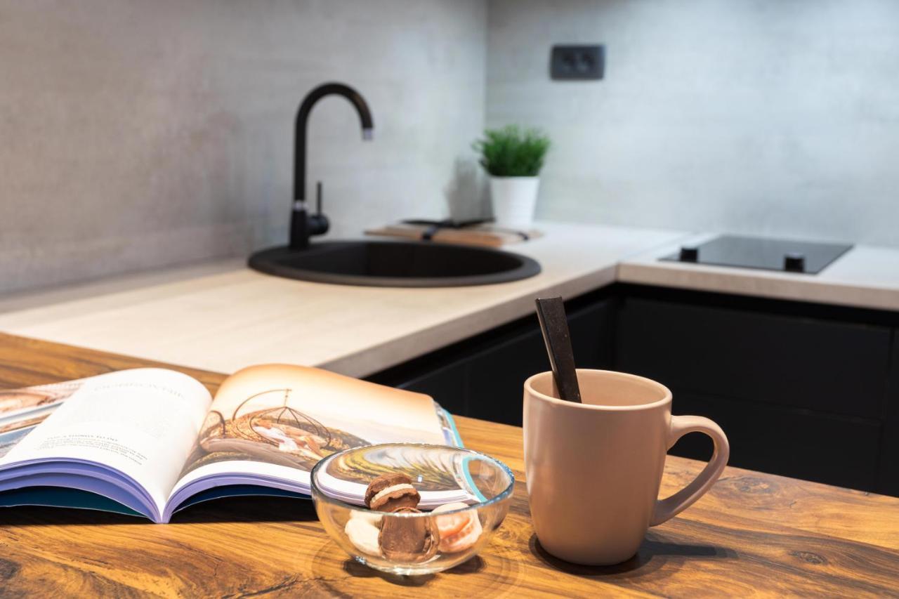 Modern And Design Apartment Near The Main Square Ζάγκρεμπ Εξωτερικό φωτογραφία
