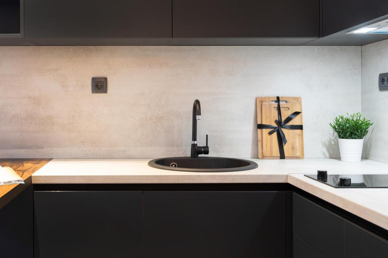 Modern And Design Apartment Near The Main Square Ζάγκρεμπ Εξωτερικό φωτογραφία